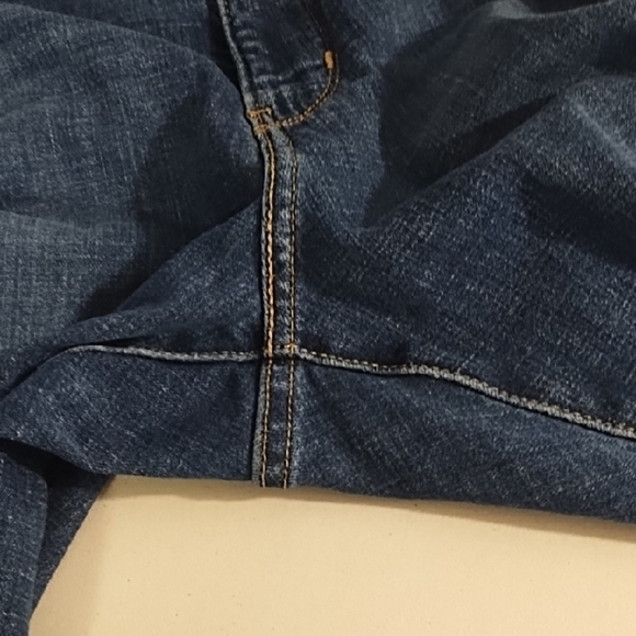 Levi's Dark Blue Stretchy 311 Shaping Skinny Denim Jeans 24W - Picture 8 of 10